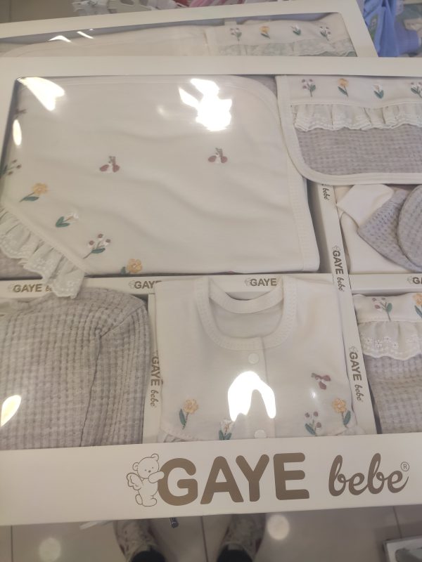 Çiçek ve Arı 10'lu Yelekli Zıbın Seti